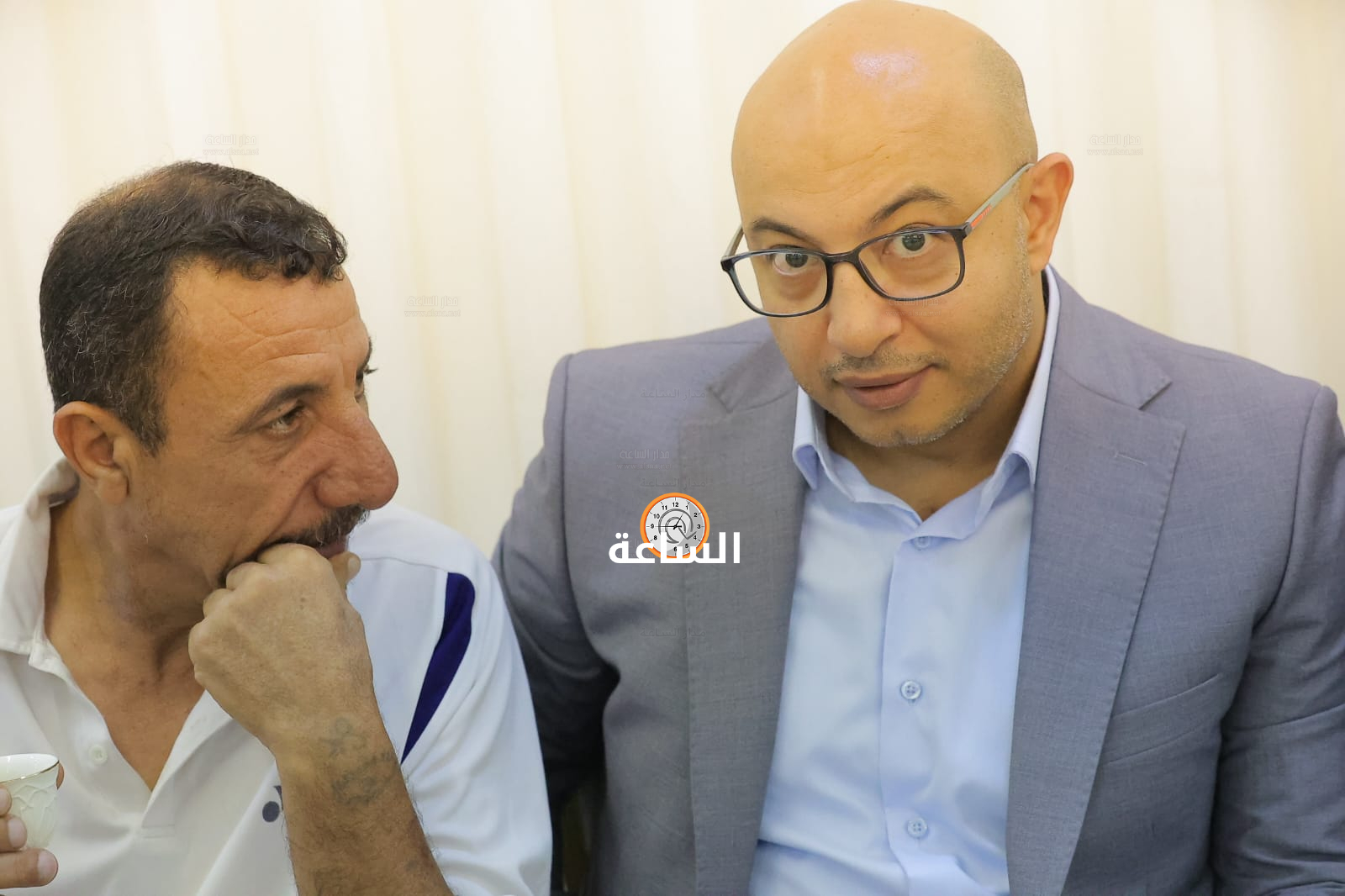 Madar Al-Saa Images 0.2046554573005135