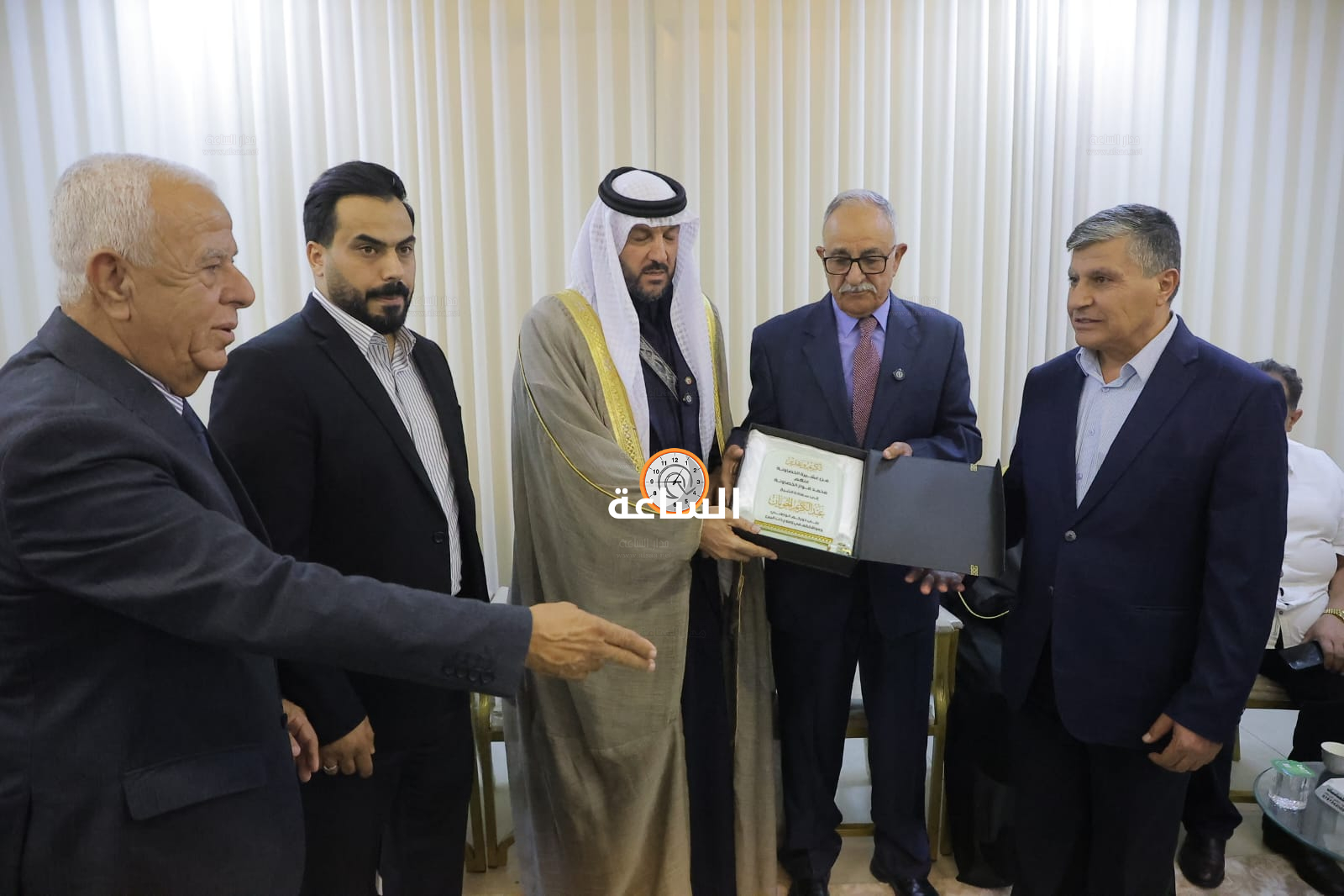 Madar Al-Saa Images 0.4175259988839537