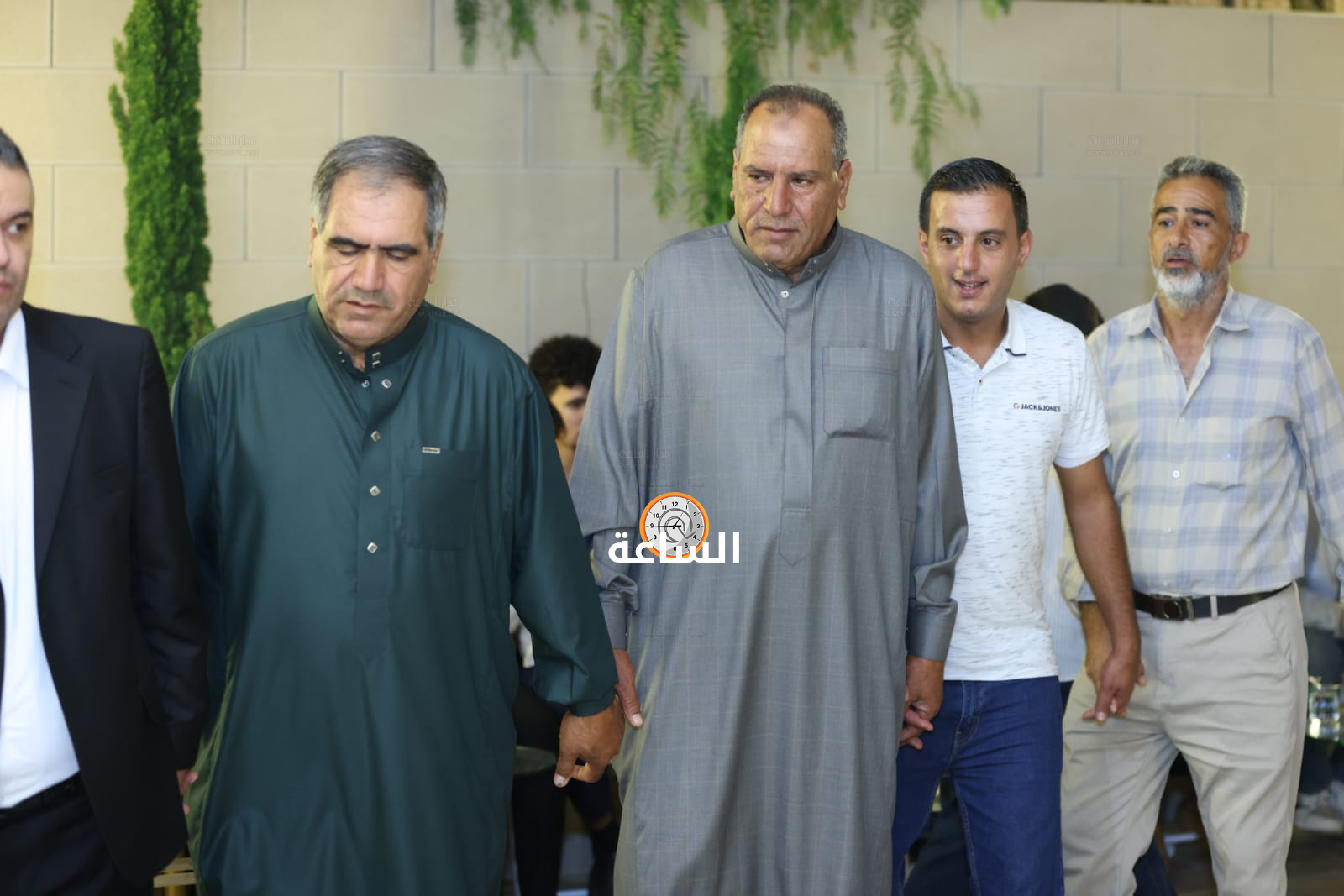 Madar Al-Saa Images 0.1742419840092463