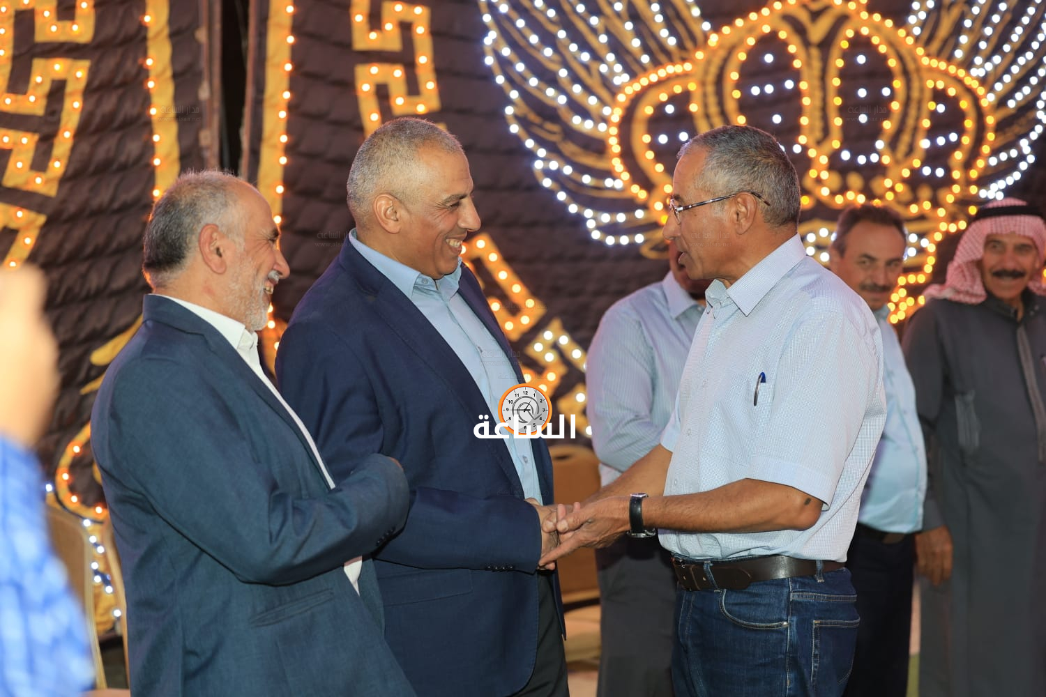 Madar Al-Saa Images 0.3177863429553205
