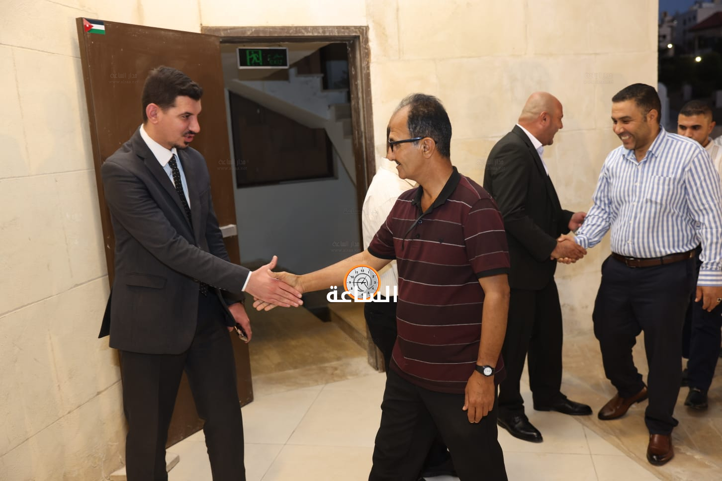 Madar Al-Saa Images 0.982527227705983
