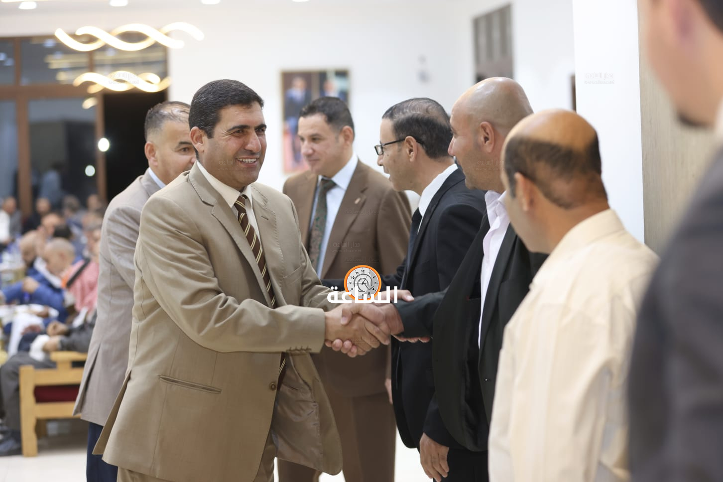 Madar Al-Saa Images 0.38317337214906333