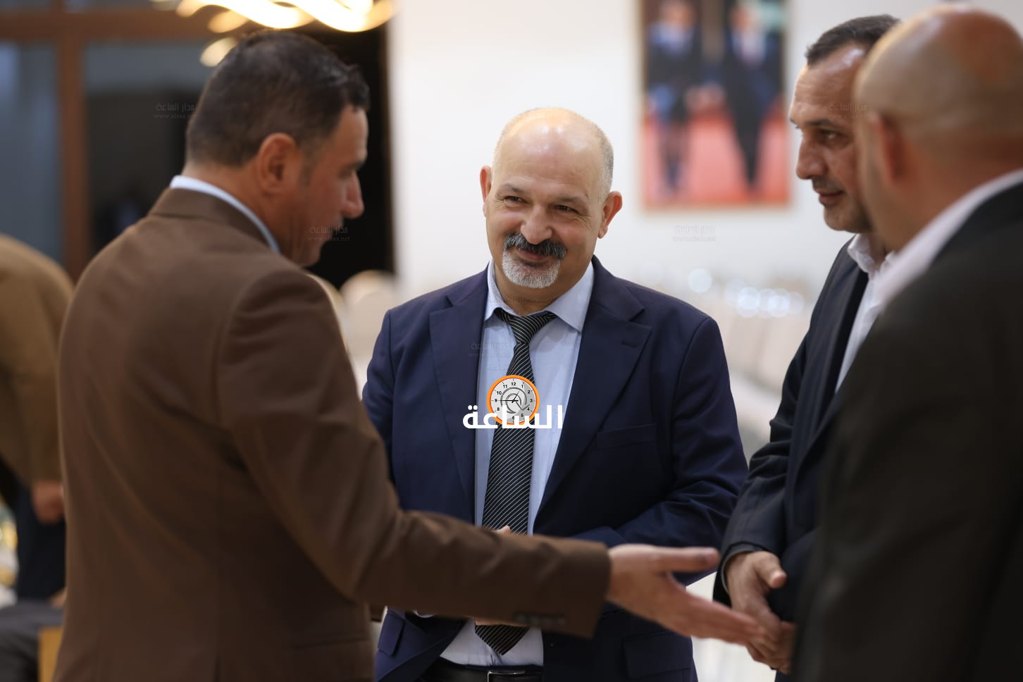 Madar Al-Saa Images 0.4964300610903145