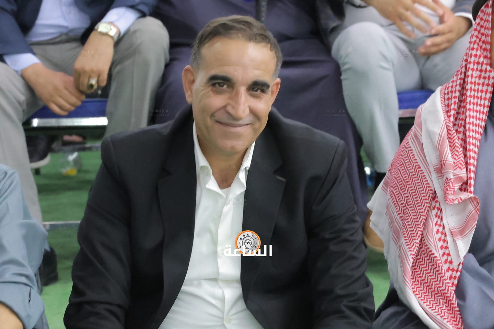 Madar Al-Saa Images 0.7078059759397959