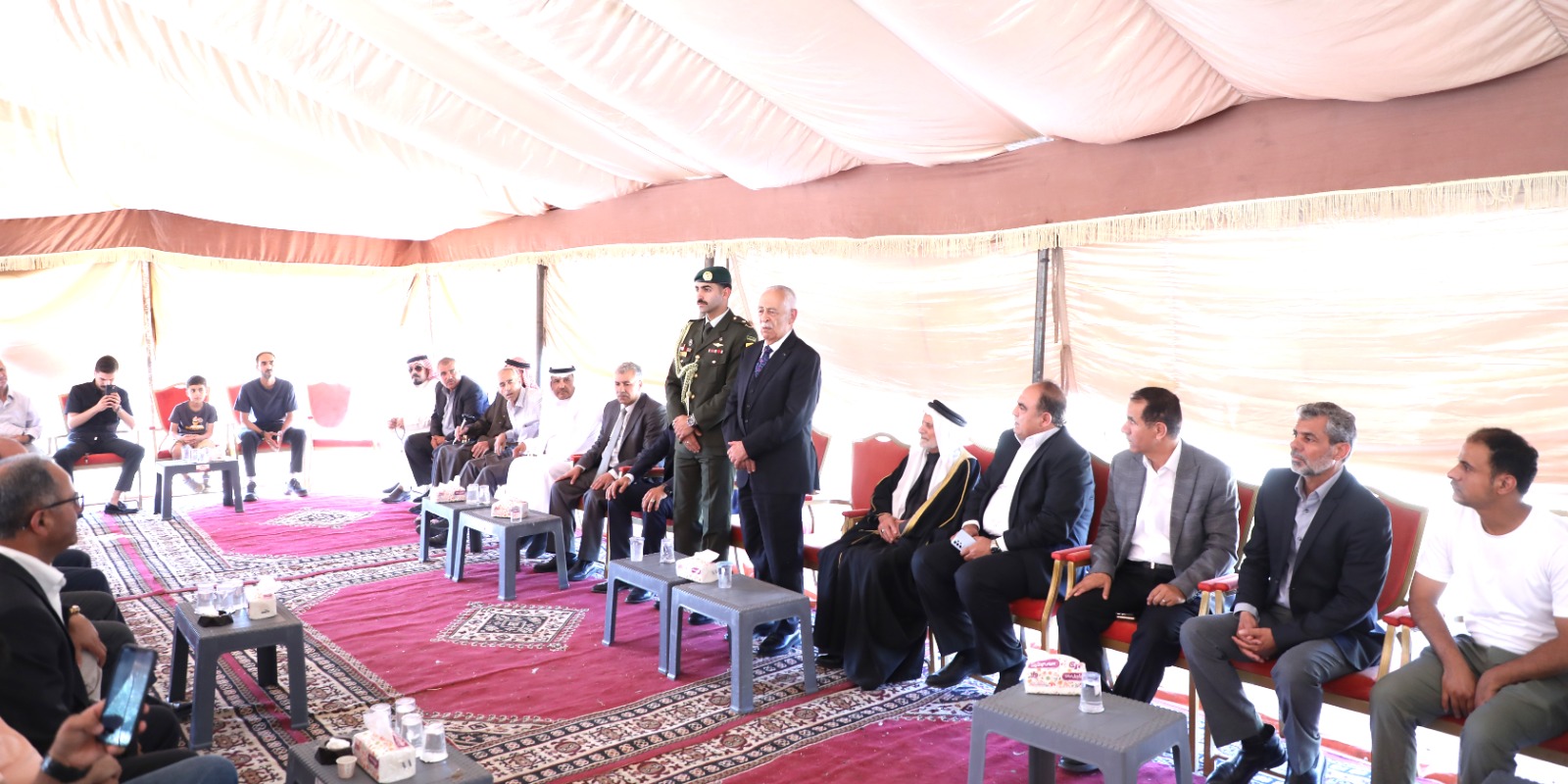 Madar Al-Saa Images 0.4574717589090582