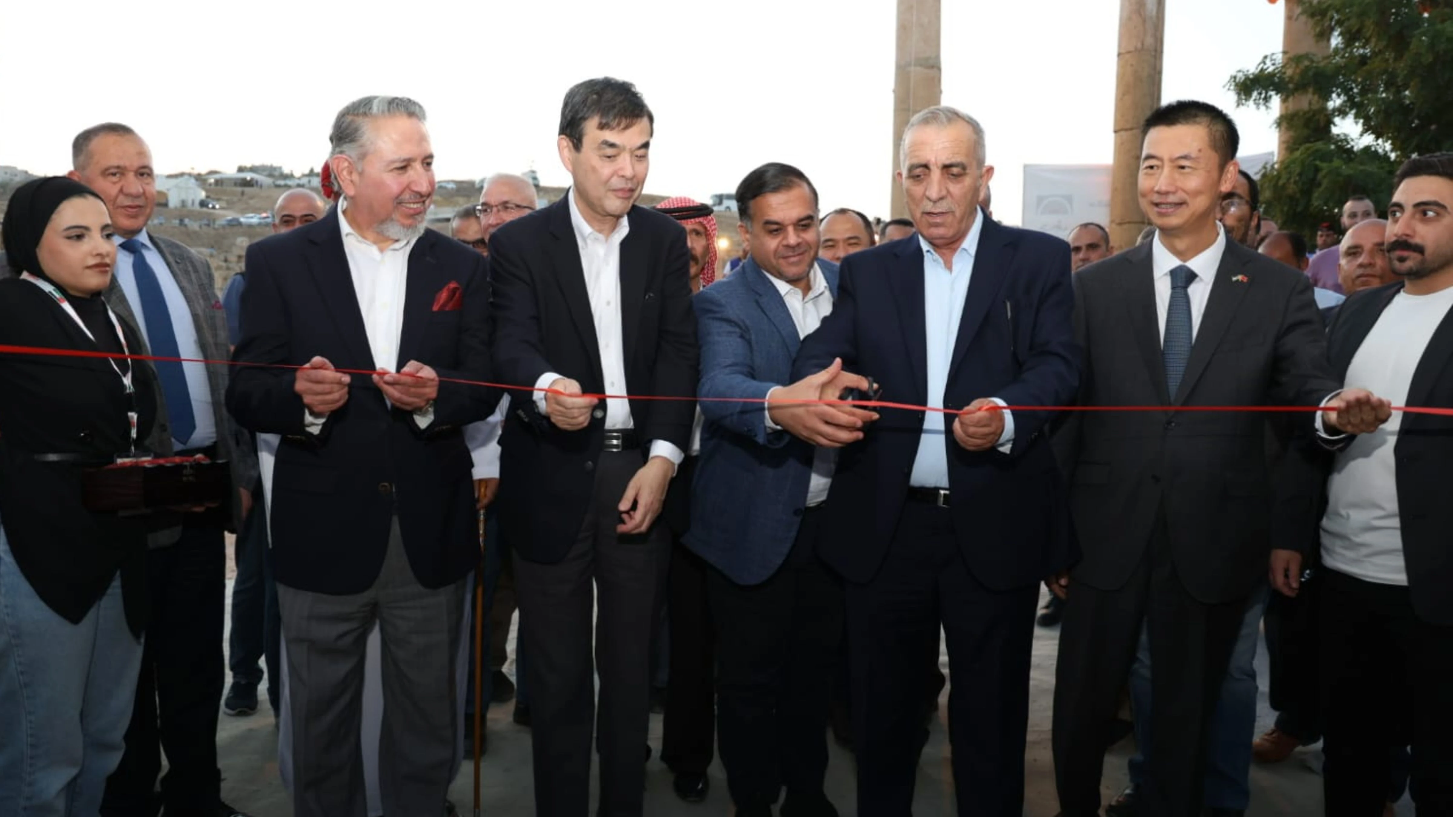 Madar Al-Saa Images 0.6544086621309431