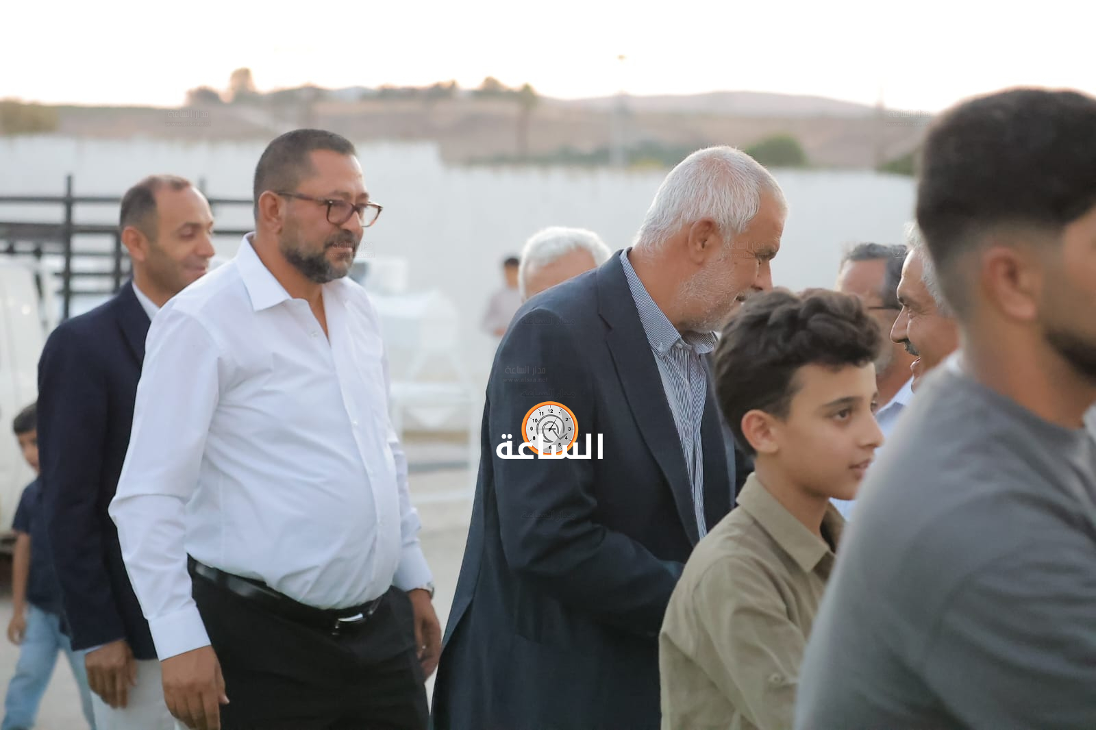 Madar Al-Saa Images 0.017949395471629437