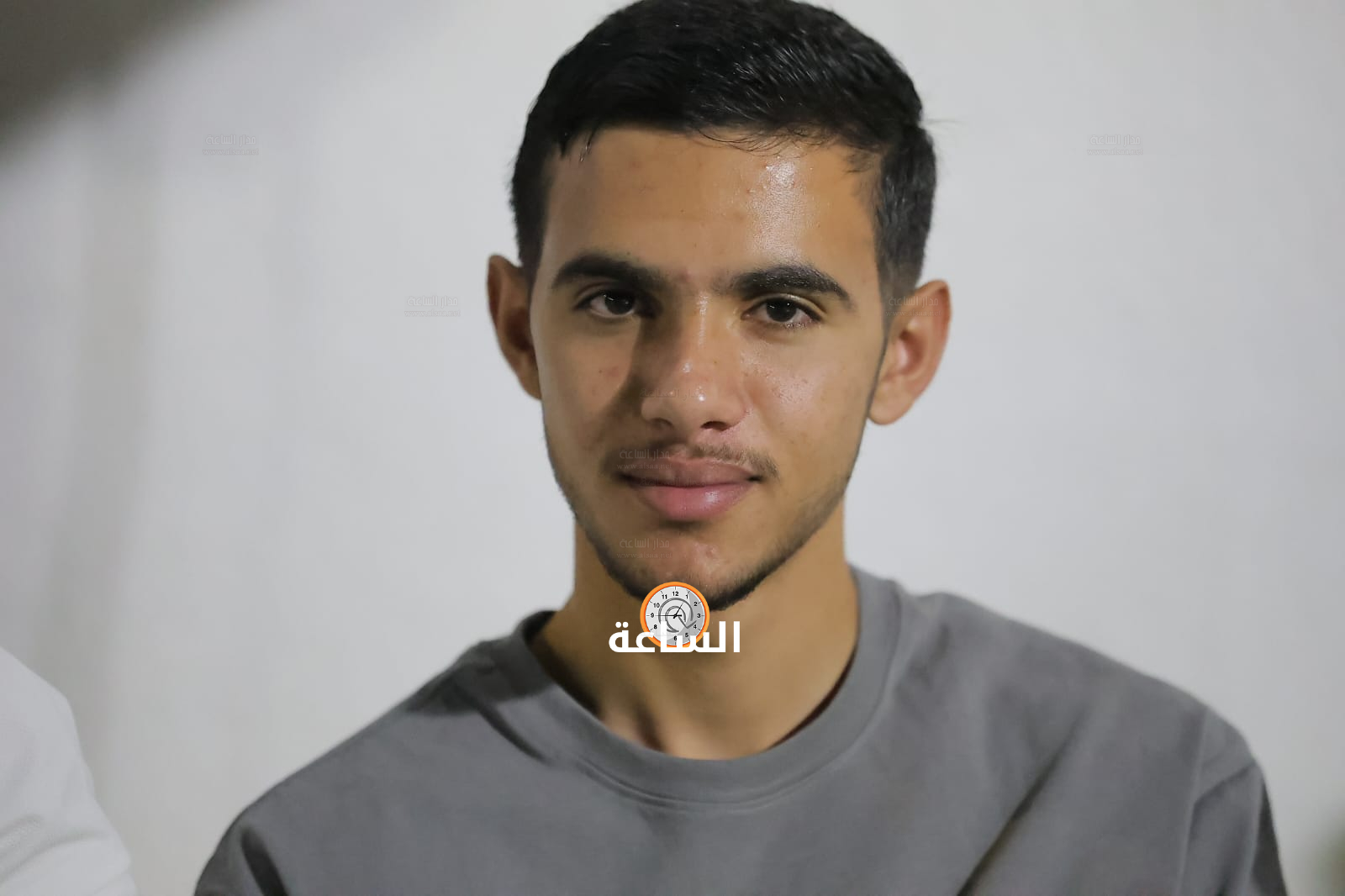 Madar Al-Saa Images 0.05167745655379008