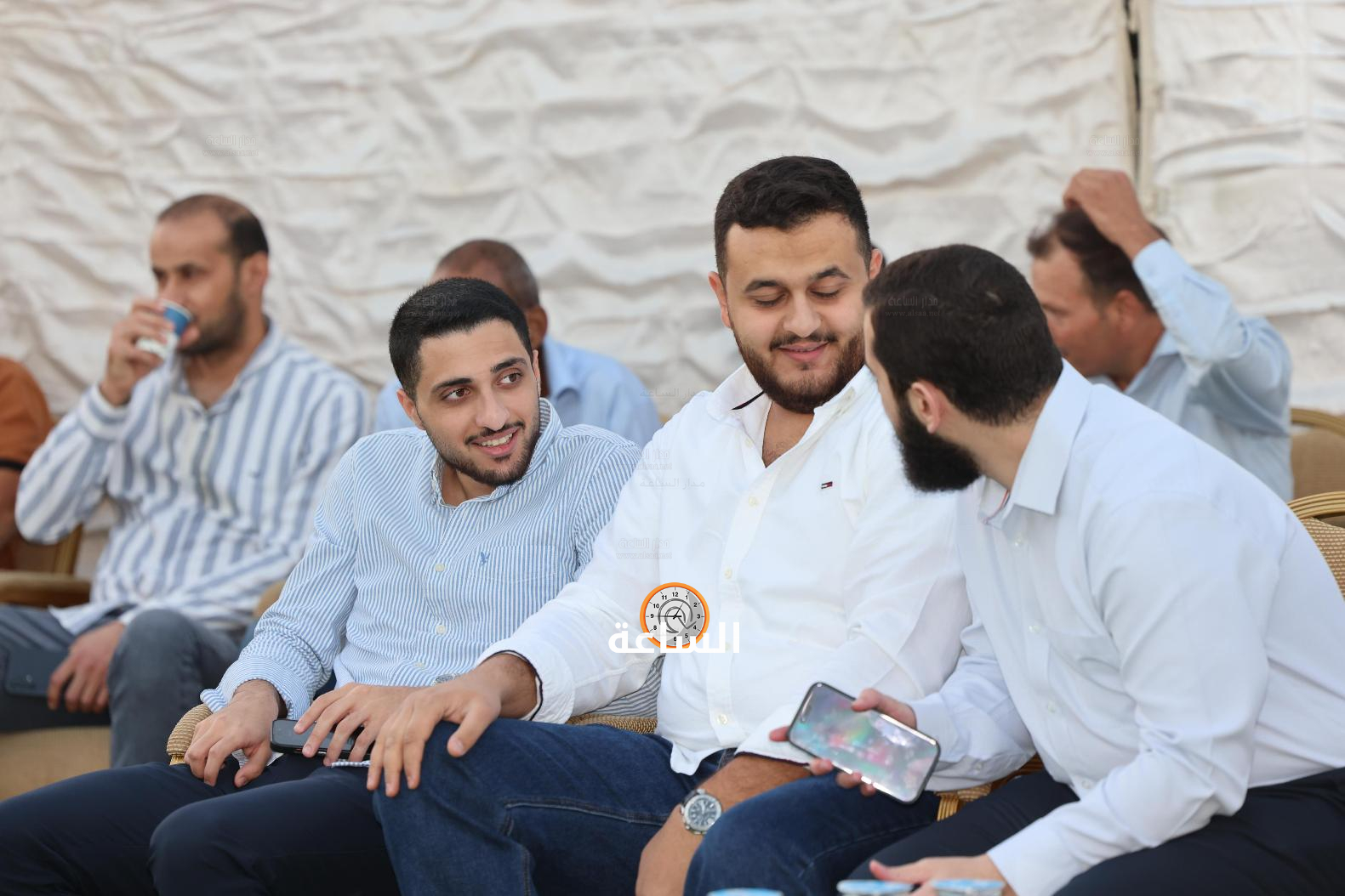 Madar Al-Saa Images 0.7204046338945214