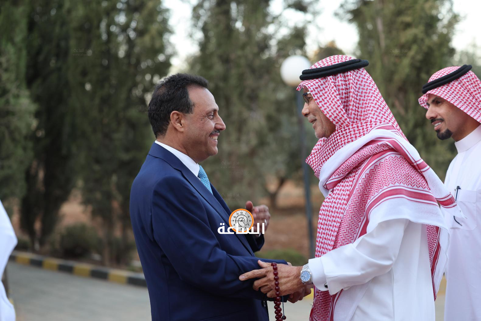 Madar Al-Saa Images 0.1292230443643091