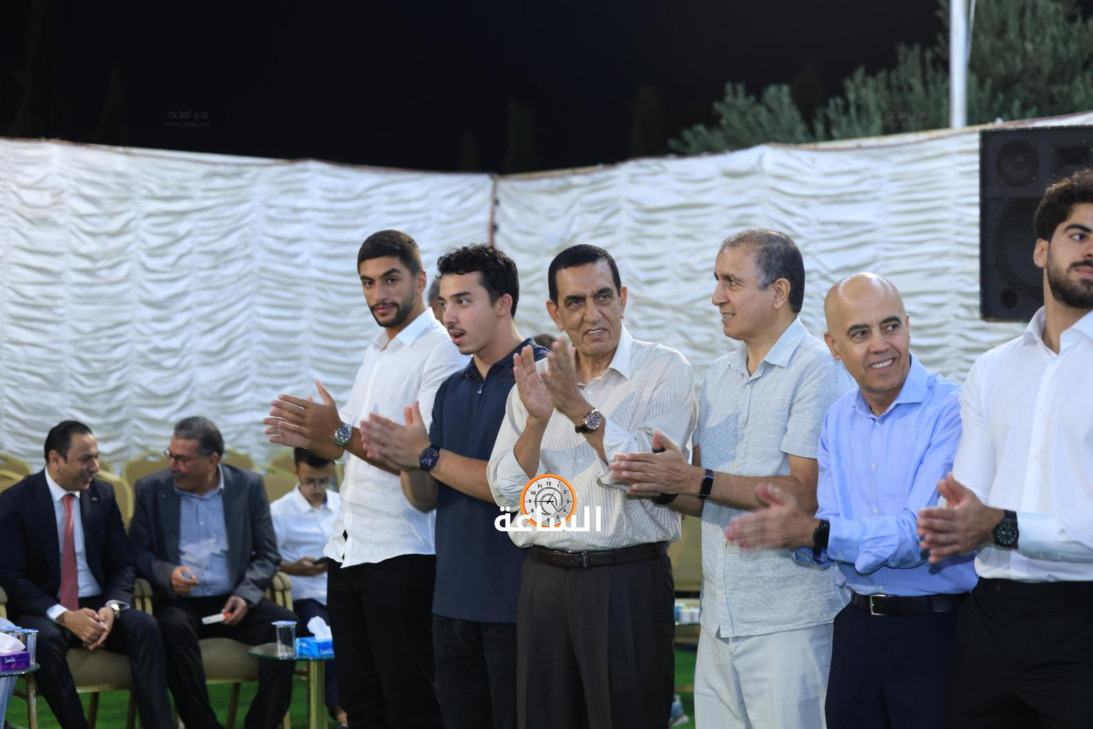 Madar Al-Saa Images 0.5141398066467543
