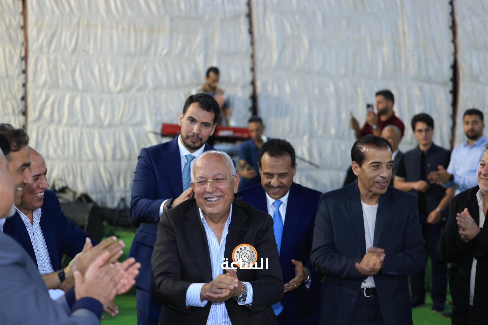 Madar Al-Saa Images 0.6716335379289922