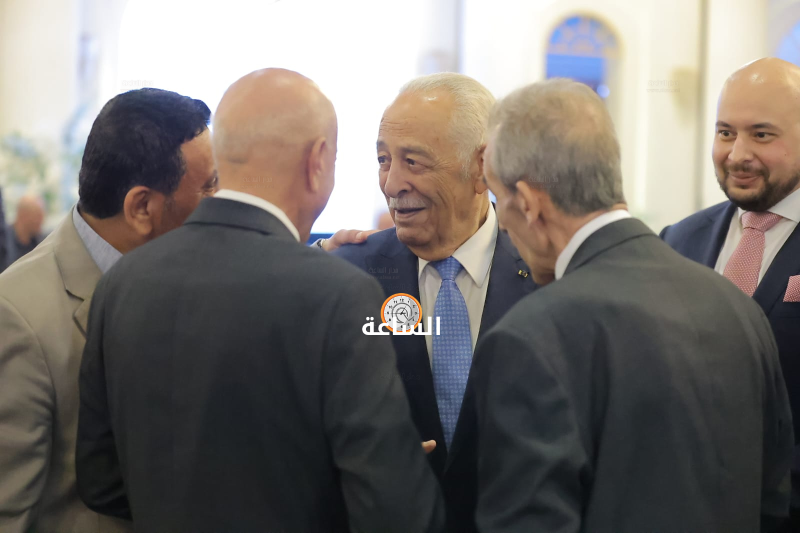 Madar Al-Saa Images 0.36743740919124945