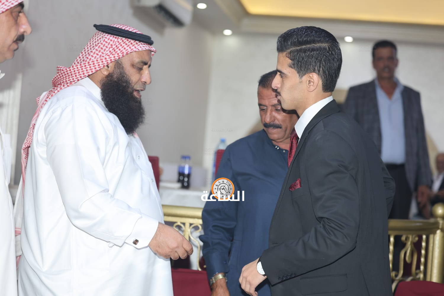 Madar Al-Saa Images 0.8063705763365173