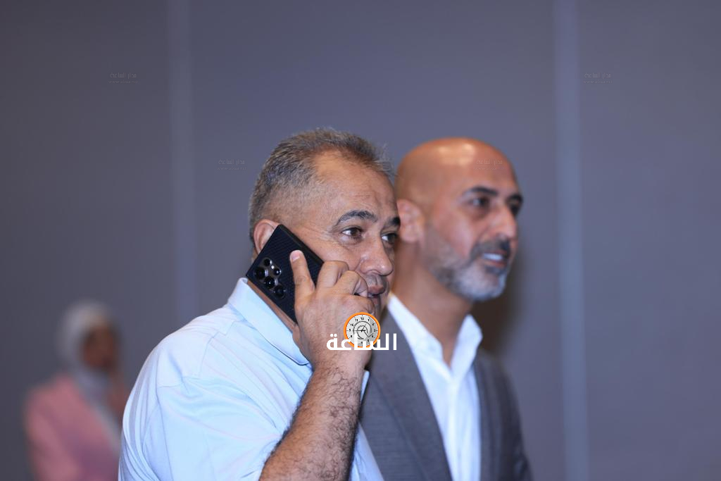 Madar Al-Saa Images 0.532845812429458