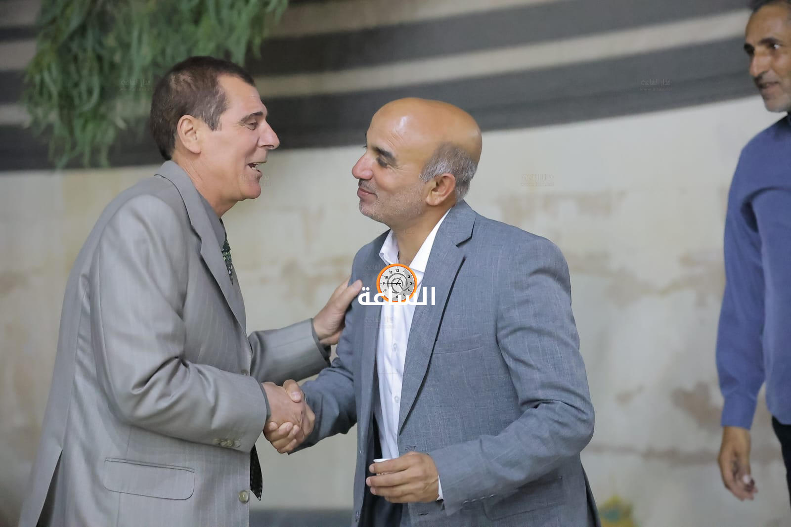 Madar Al-Saa Images 0.6505333508381342