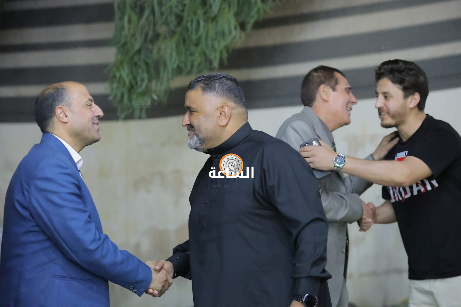 Madar Al-Saa Images 0.4896092828201086