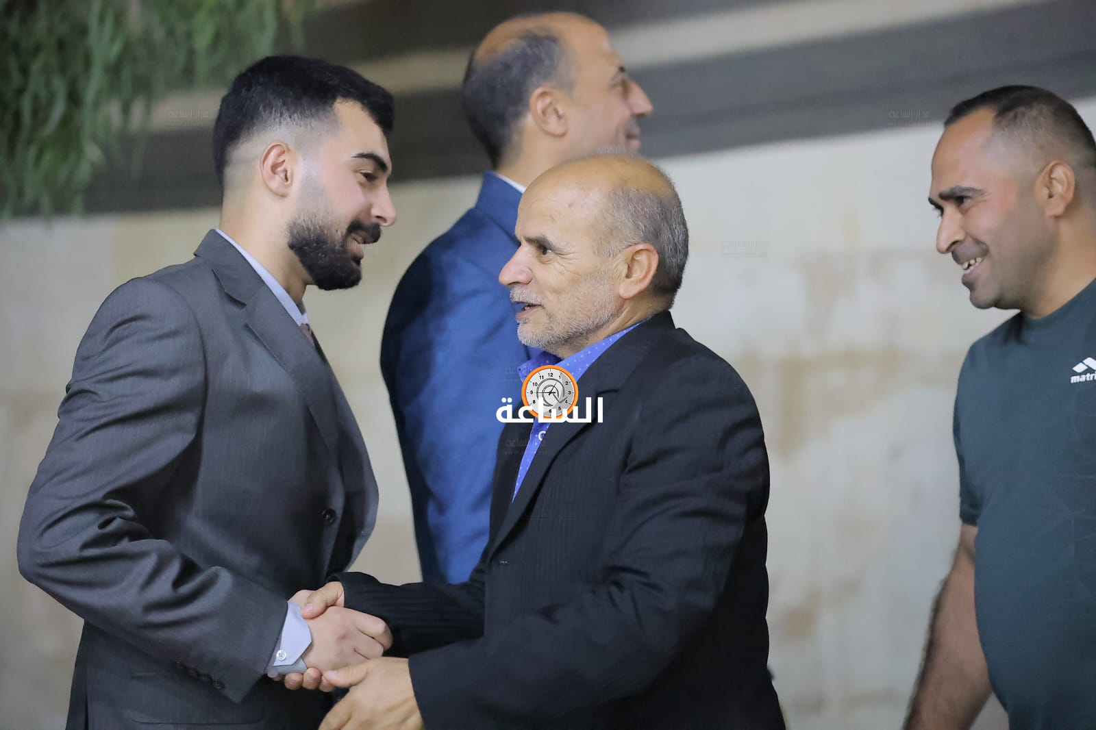 Madar Al-Saa Images 0.6171605565616219