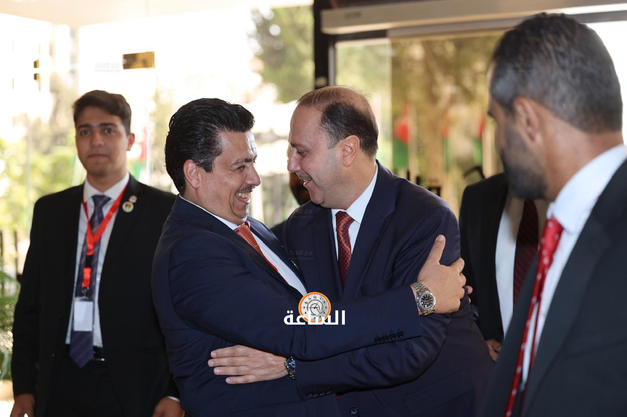 Madar Al-Saa Images 0.3339899648021517
