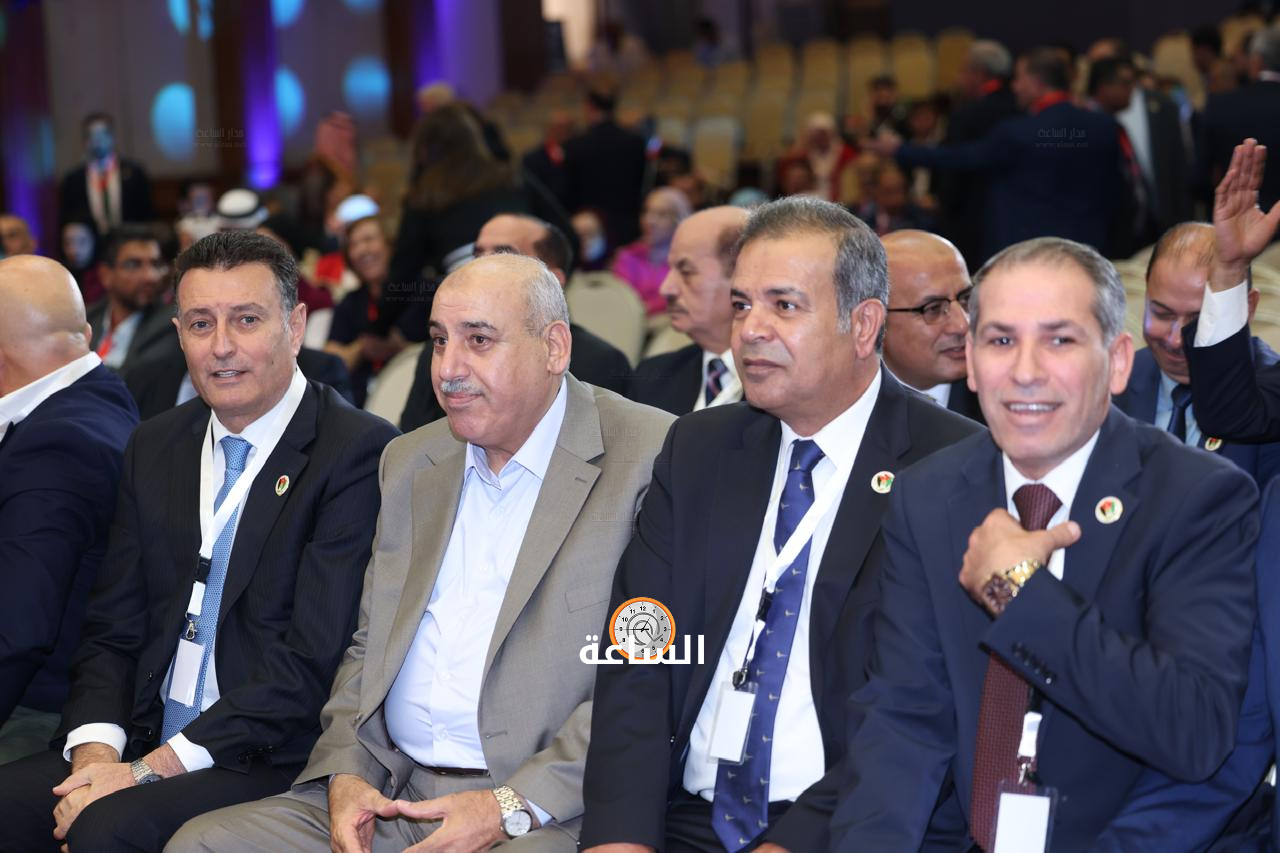 Madar Al-Saa Images 0.5402249960609812
