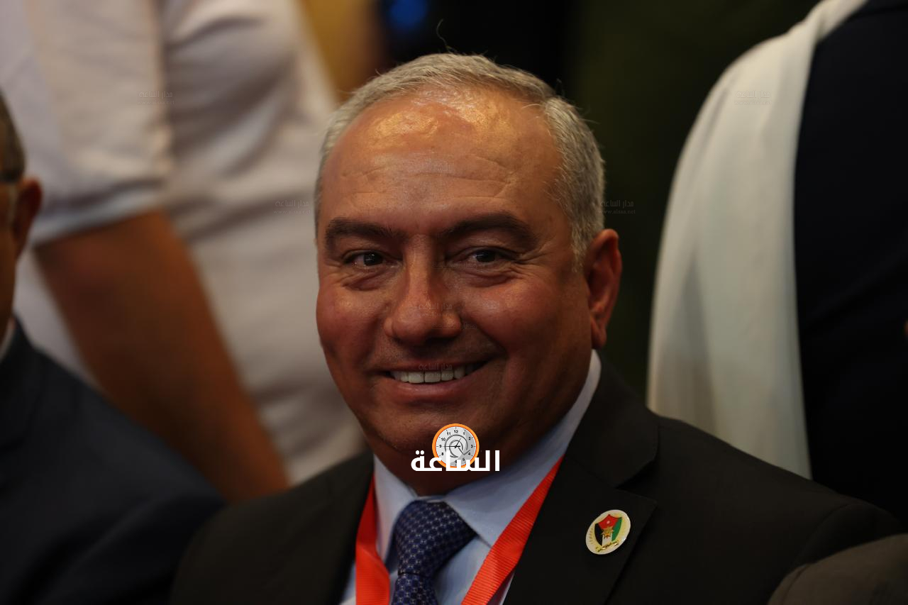 Madar Al-Saa Images 0.32471497530729576