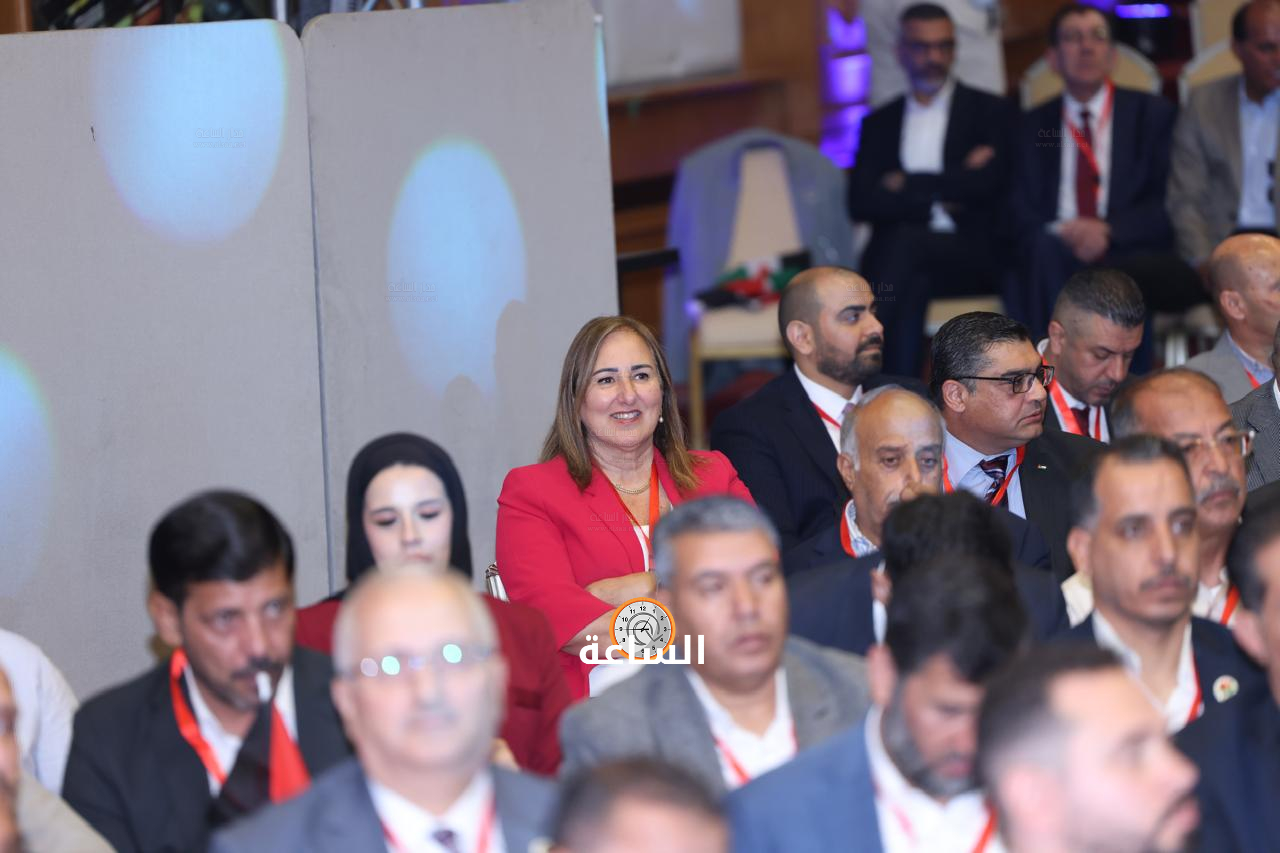 Madar Al-Saa Images 0.7148640447562385