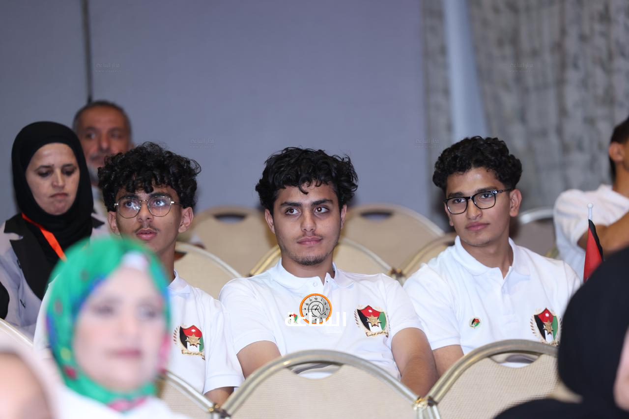 Madar Al-Saa Images 0.8305648747194025