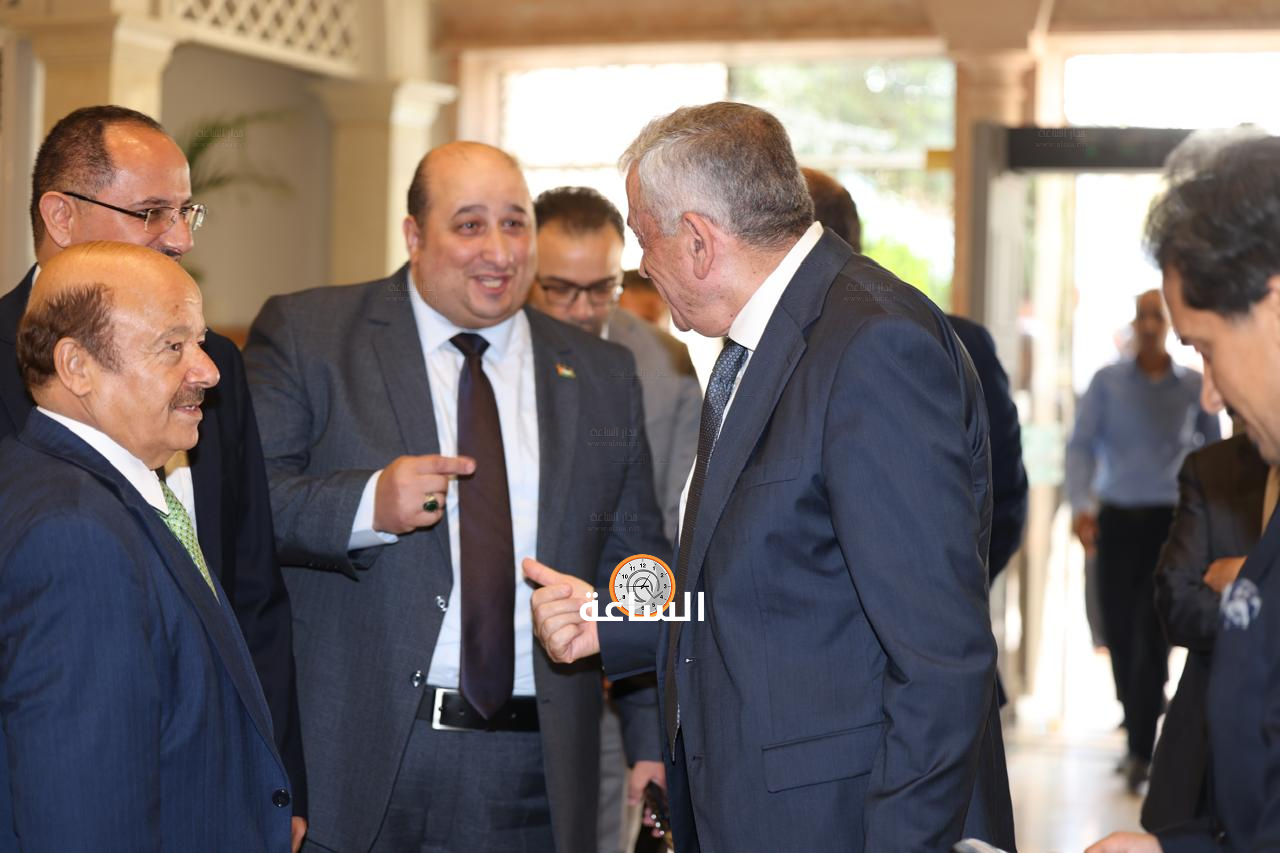 Madar Al-Saa Images 0.02955341215873919