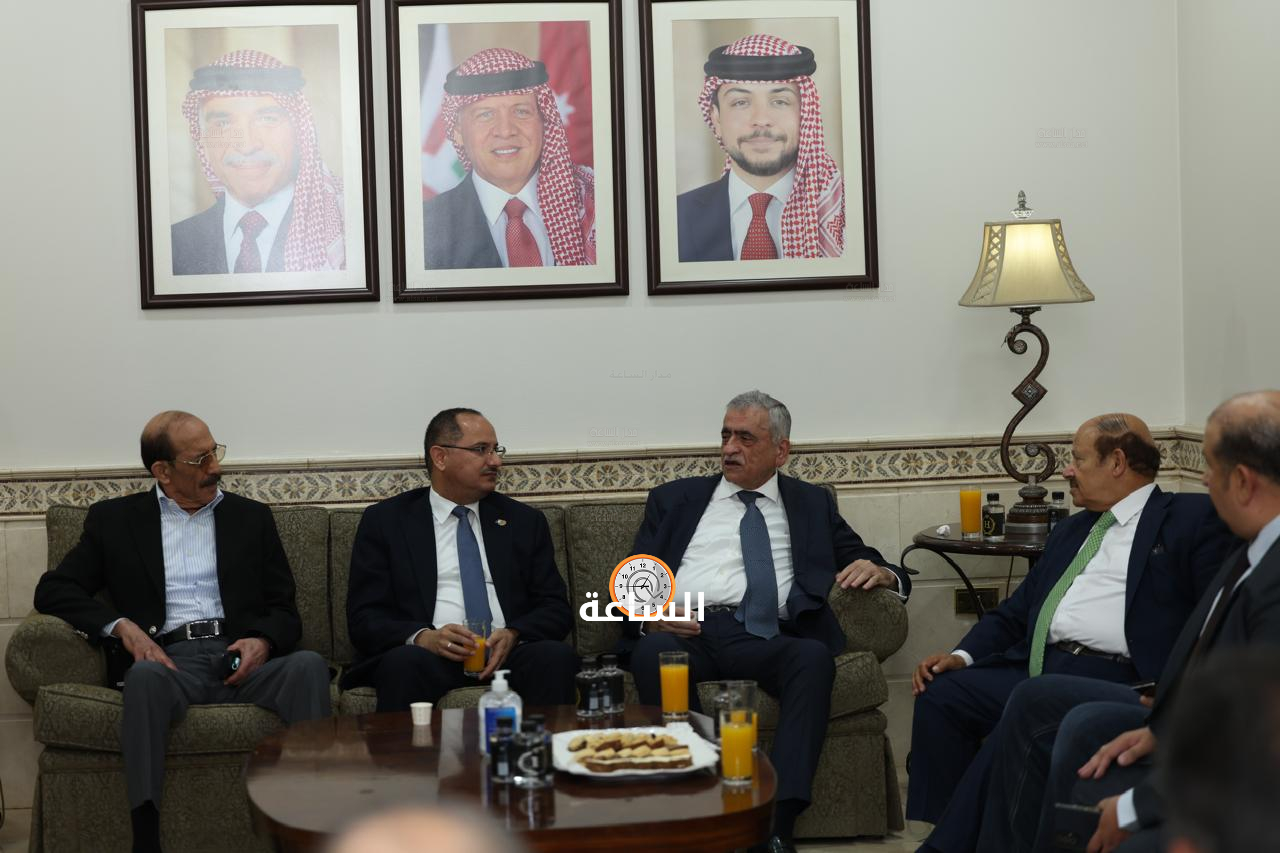 Madar Al-Saa Images 0.004512778947848184