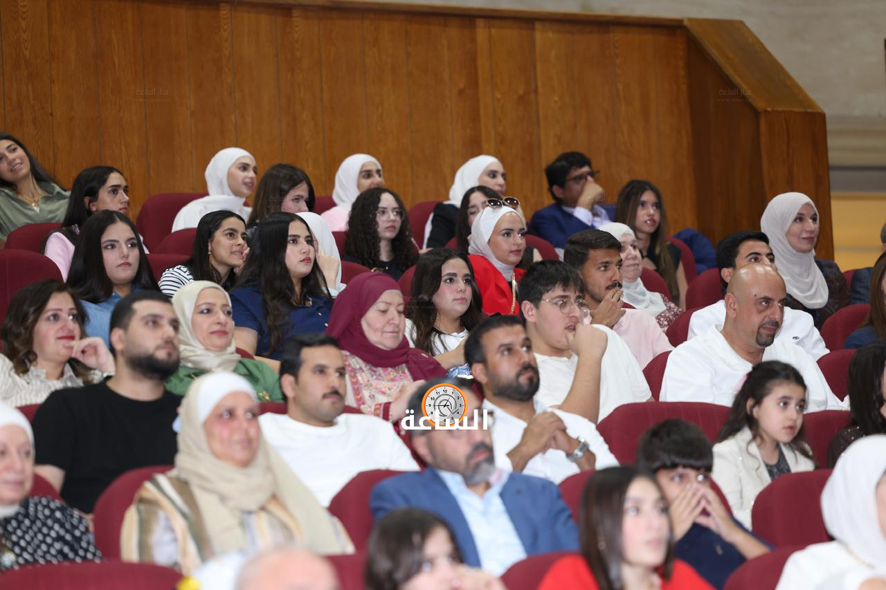 Madar Al-Saa Images 0.14011634611058776