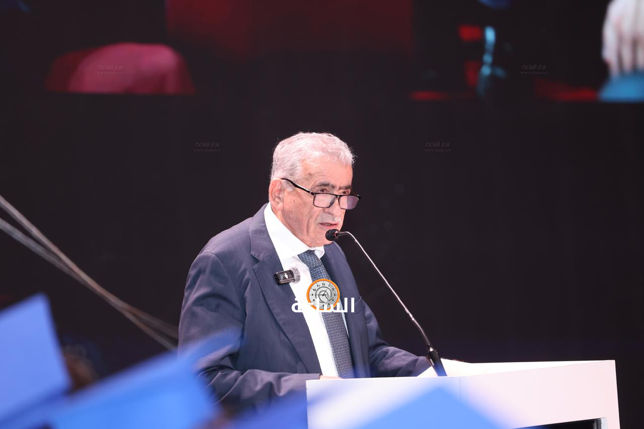 Madar Al-Saa Images 0.41015667996094296