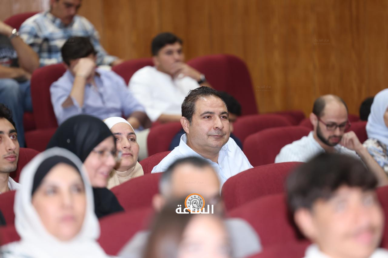 Madar Al-Saa Images 0.8231741571442834