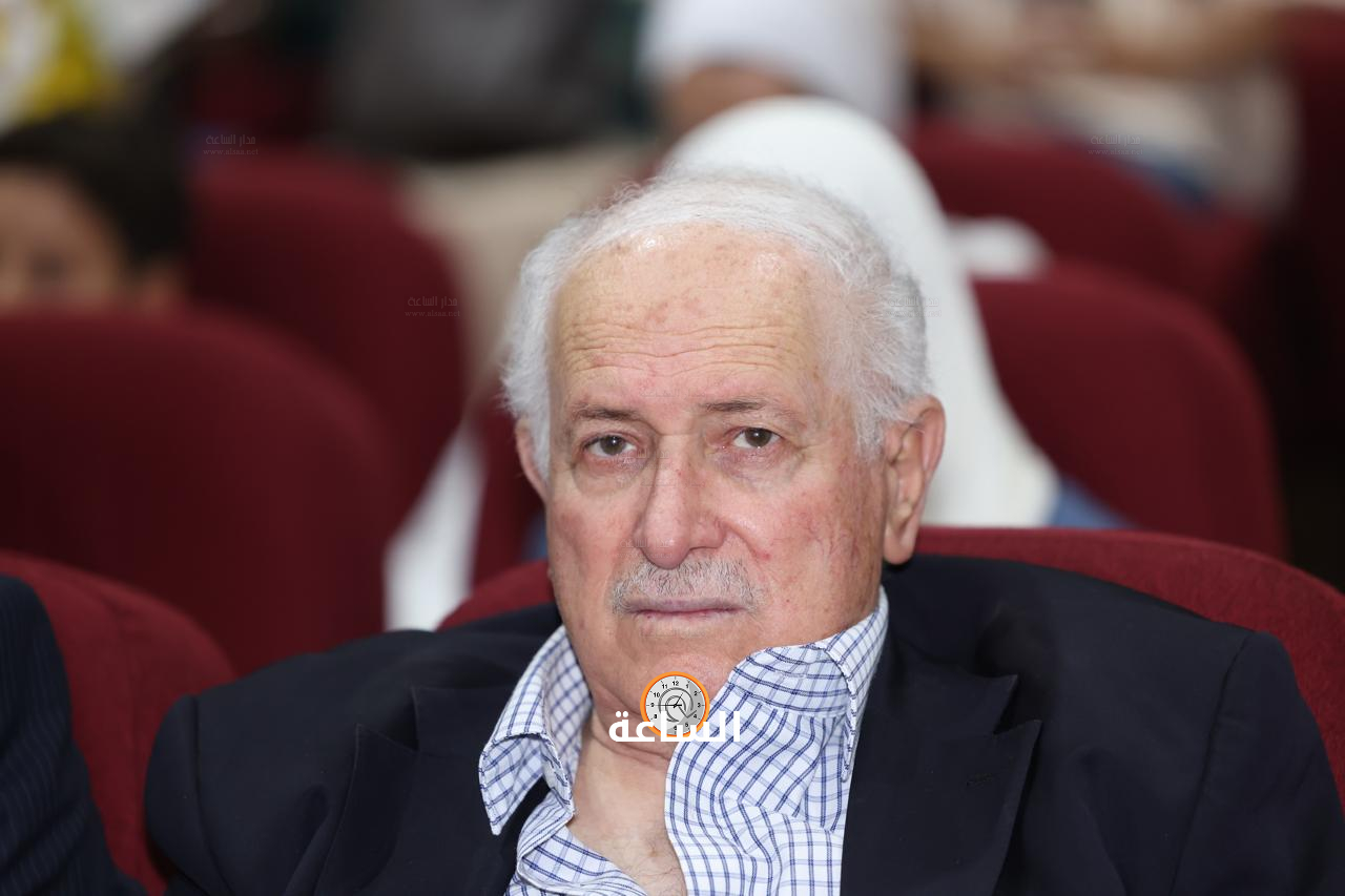 Madar Al-Saa Images 0.49931845570532574