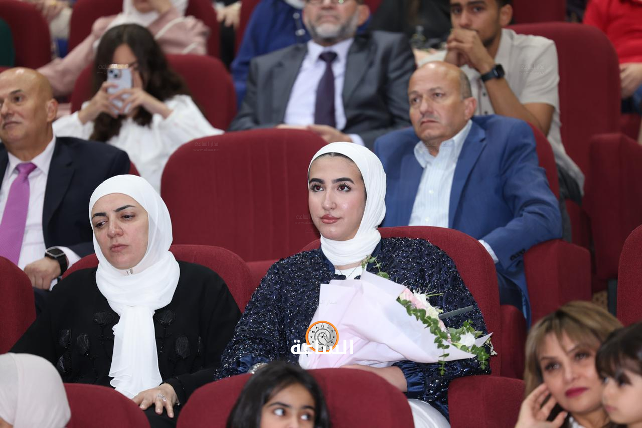 Madar Al-Saa Images 0.3447692669040875