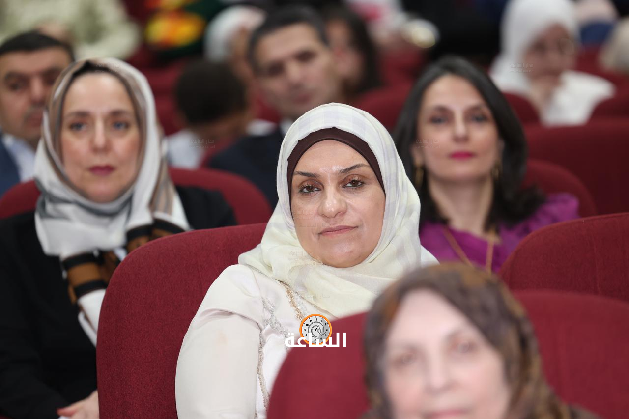 Madar Al-Saa Images 0.32336116674225357