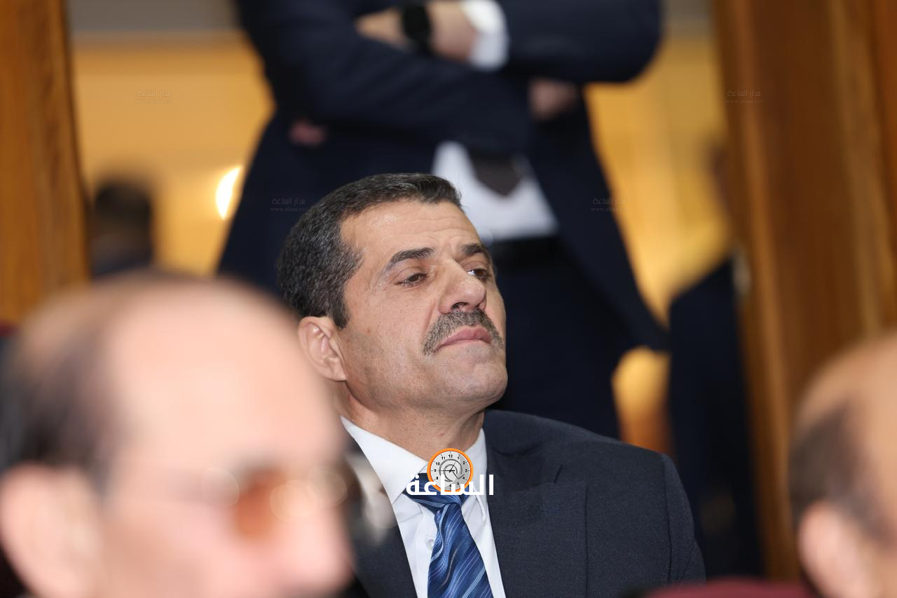 Madar Al-Saa Images 0.8490825612100882