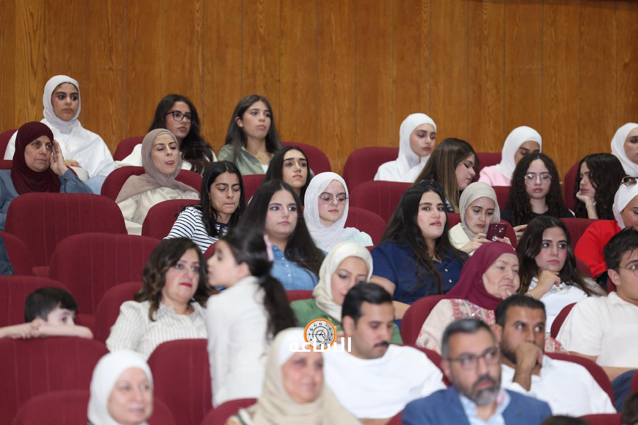 Madar Al-Saa Images 0.3491754668495527