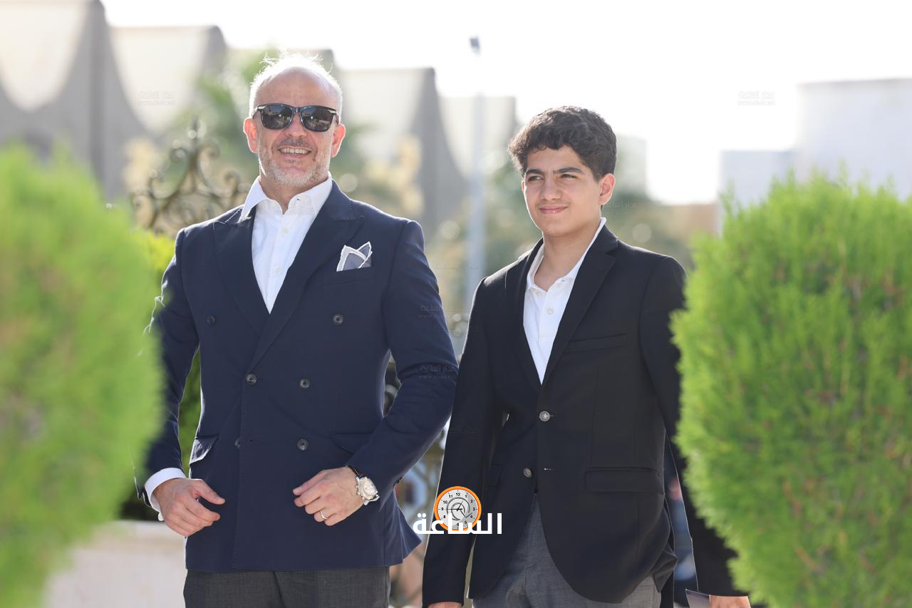 Madar Al-Saa Images 0.37665698143420756