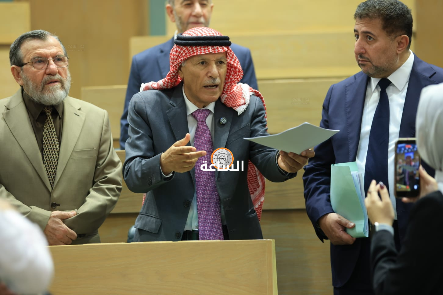 Madar Al-Saa Images 0.6961759686699203