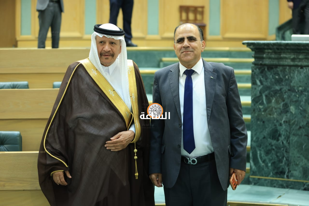 Madar Al-Saa Images 0.6354885460052562