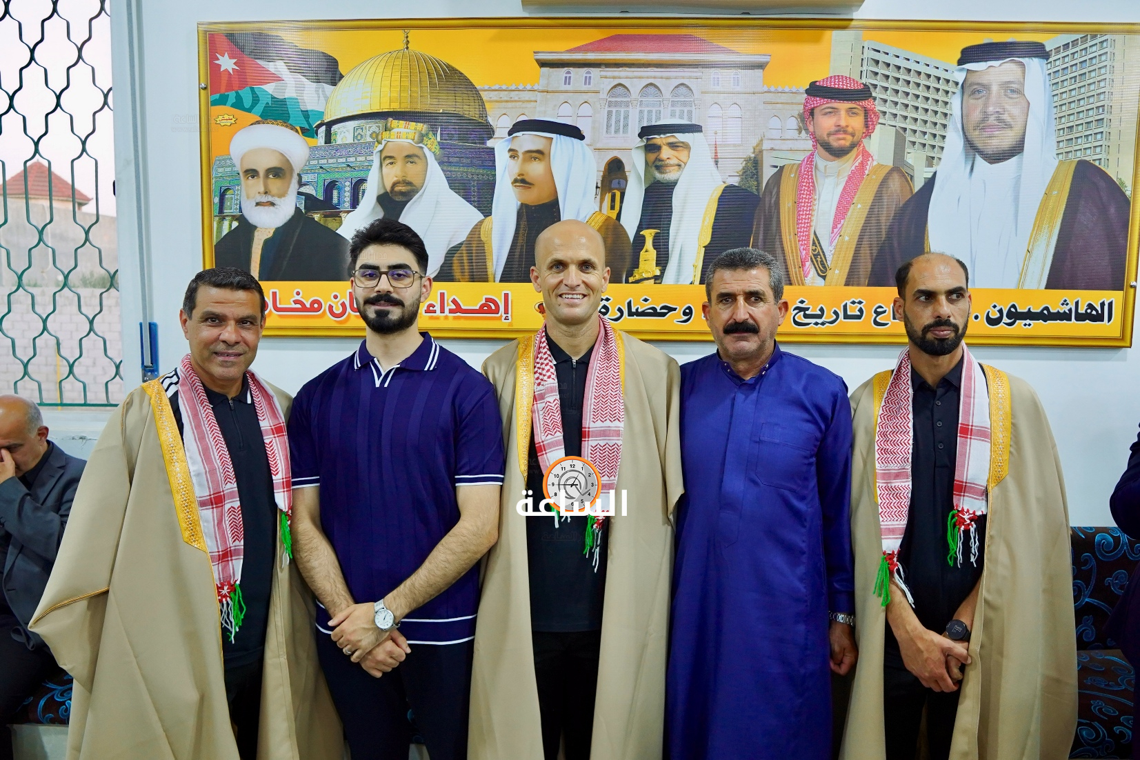 Madar Al-Saa Images 0.4288358868106972