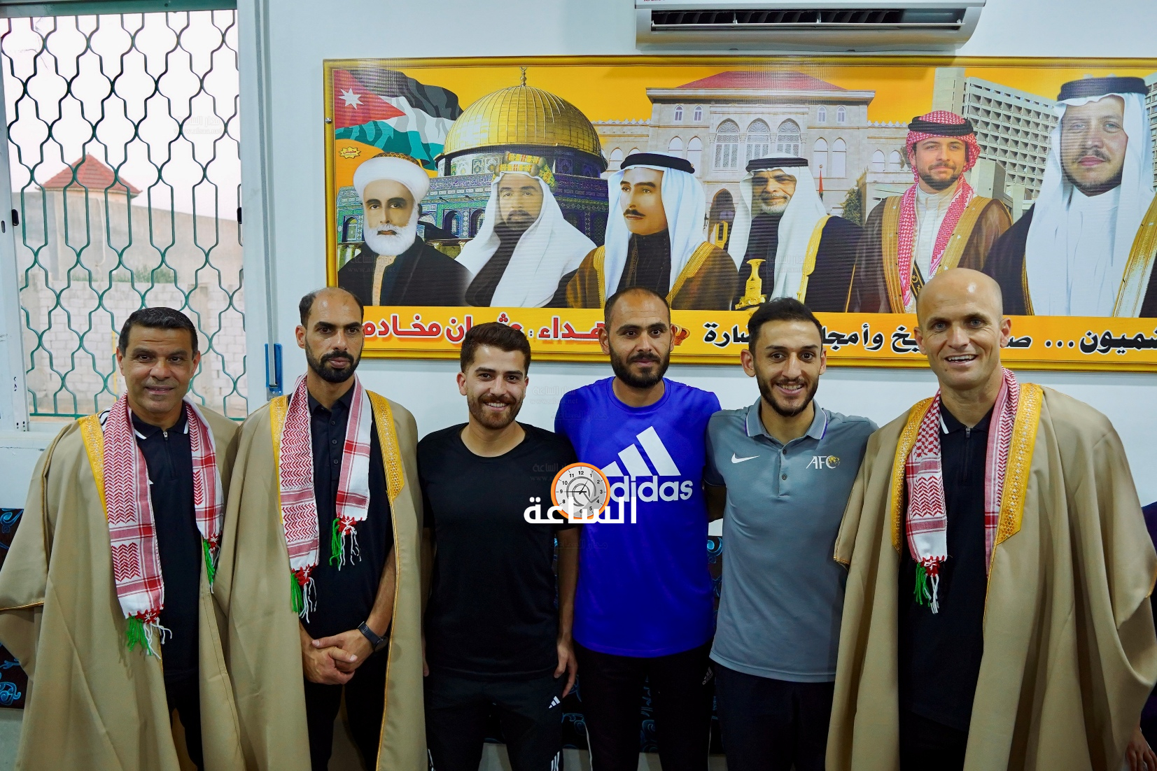 Madar Al-Saa Images 0.08243102316636697