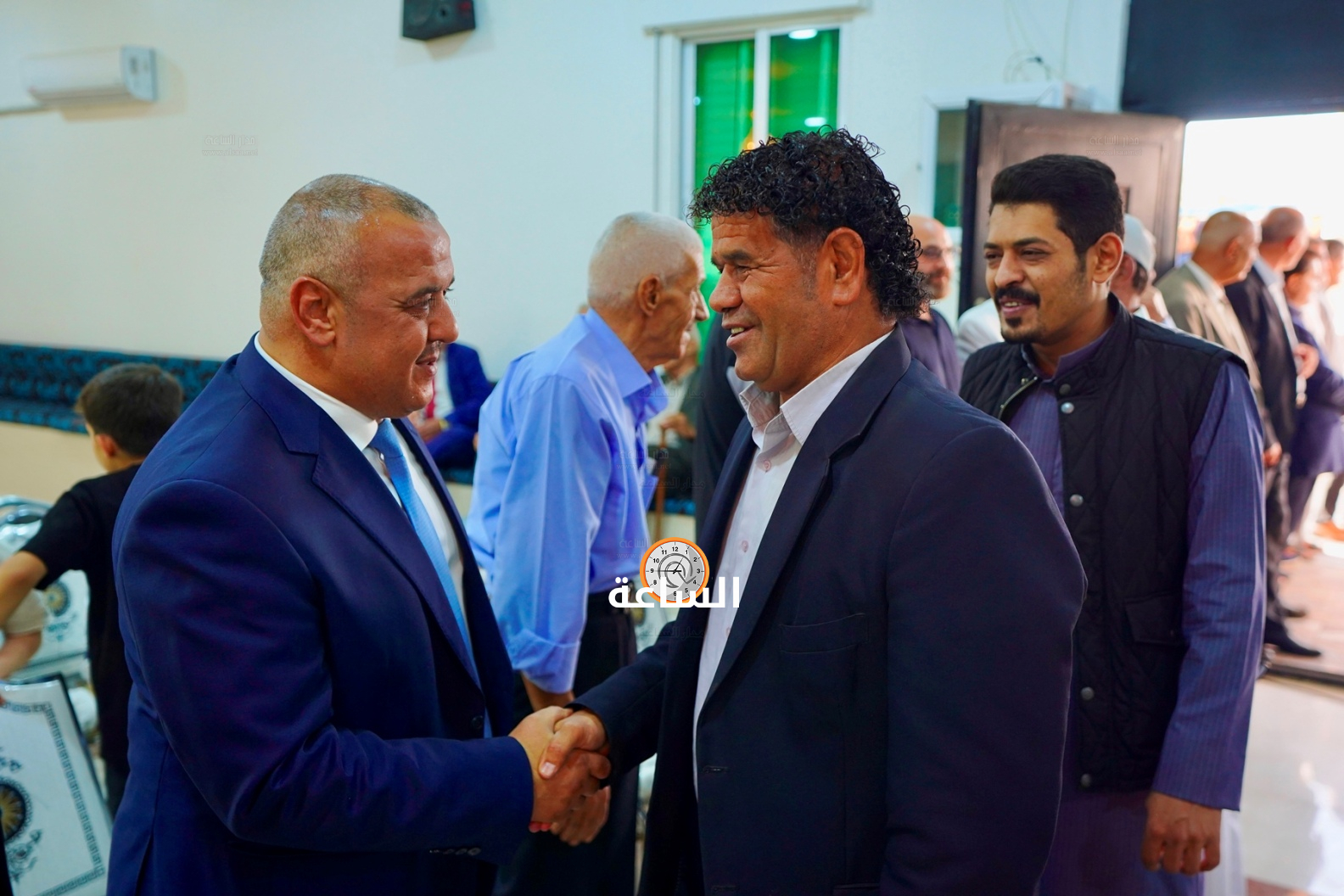 Madar Al-Saa Images 0.23948120662661176