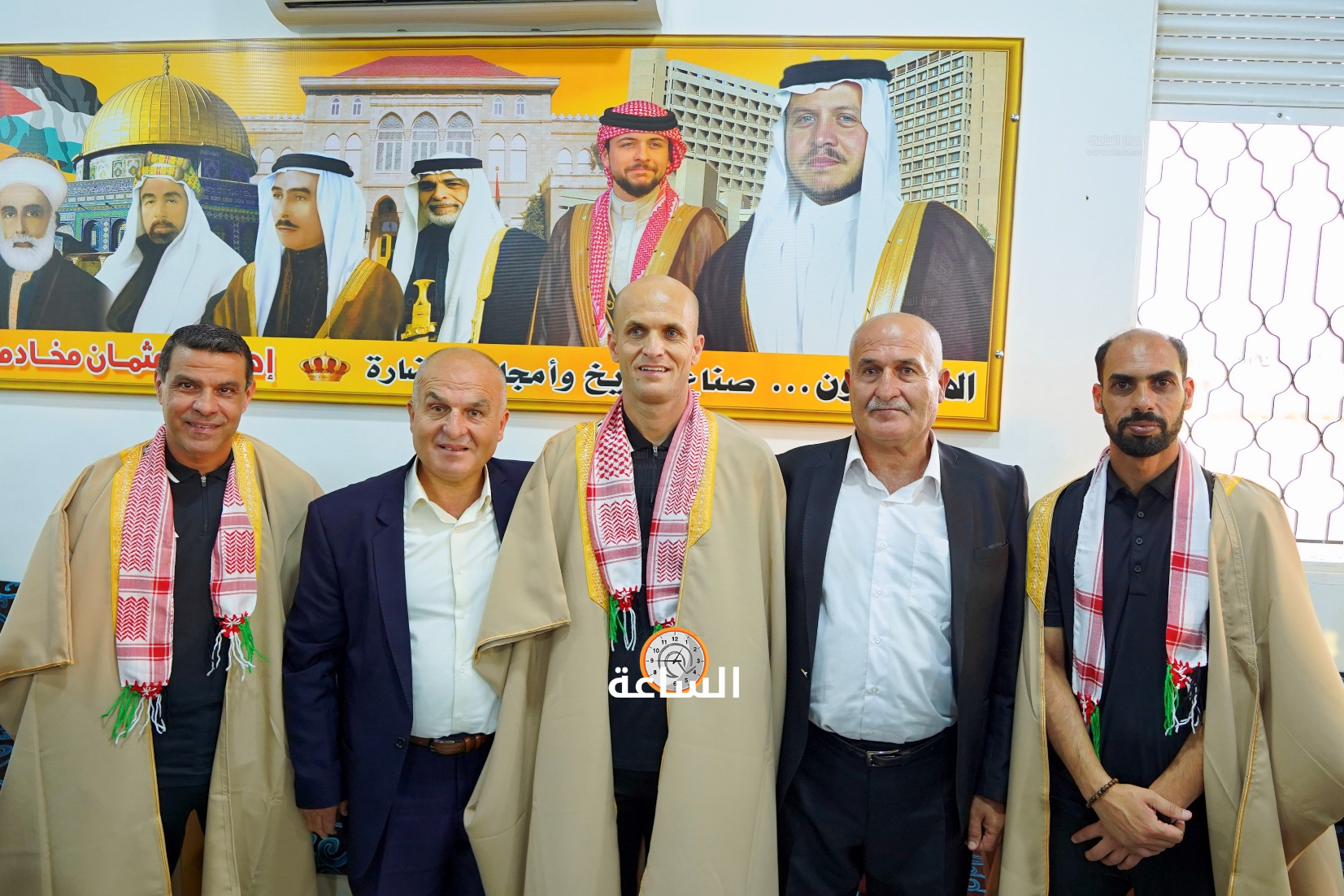 Madar Al-Saa Images 0.7188349661354287