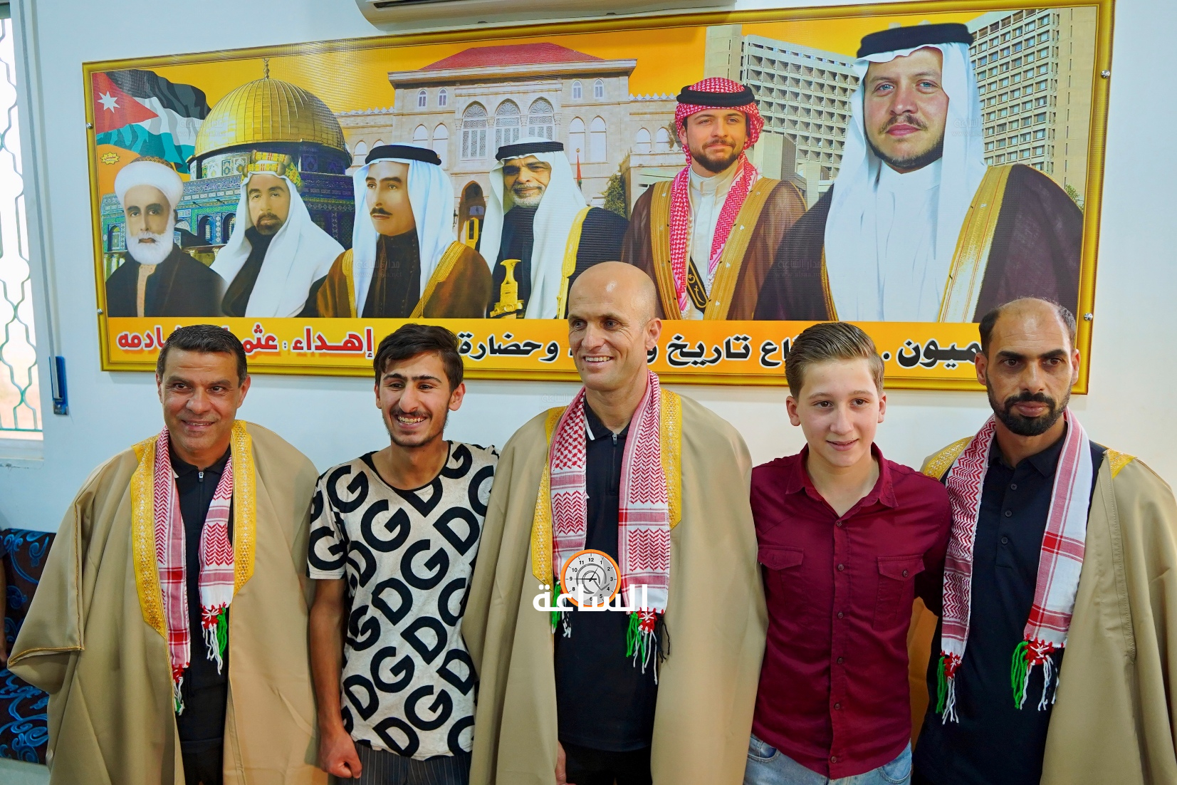 Madar Al-Saa Images 0.23026746283860466