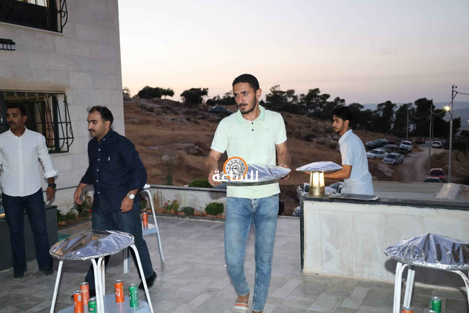 Madar Al-Saa Images 0.1792171540900549