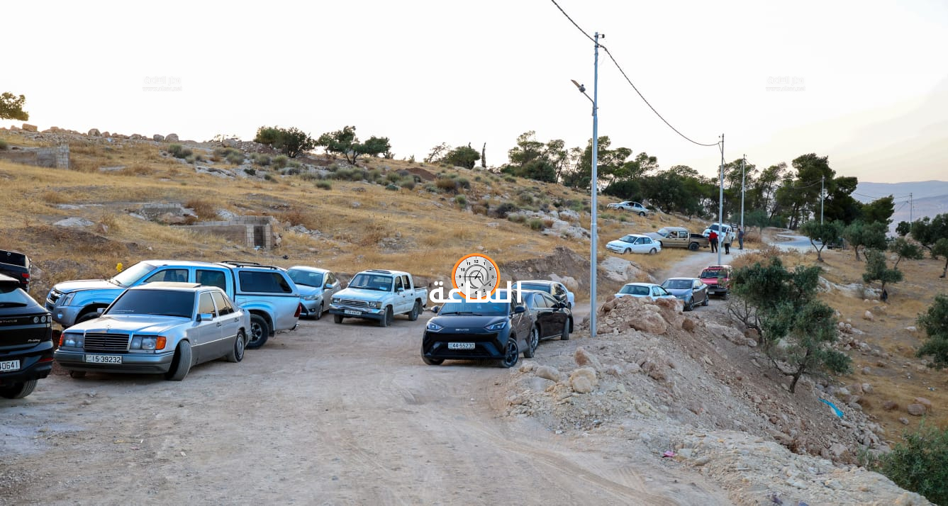 Madar Al-Saa Images 0.48869554662316084