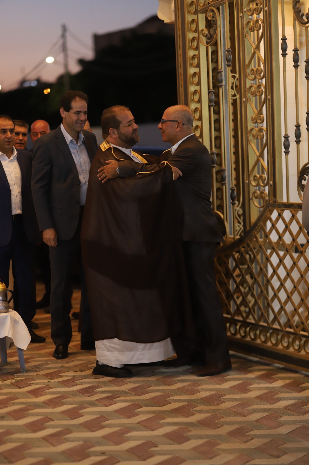 Madar Al-Saa Images 0.202891405446729