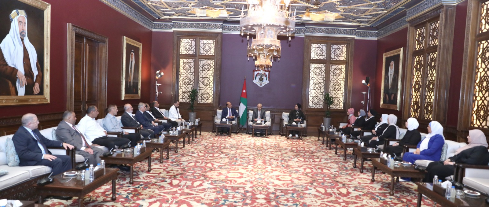 Madar Al-Saa Images 0.5224429032846273