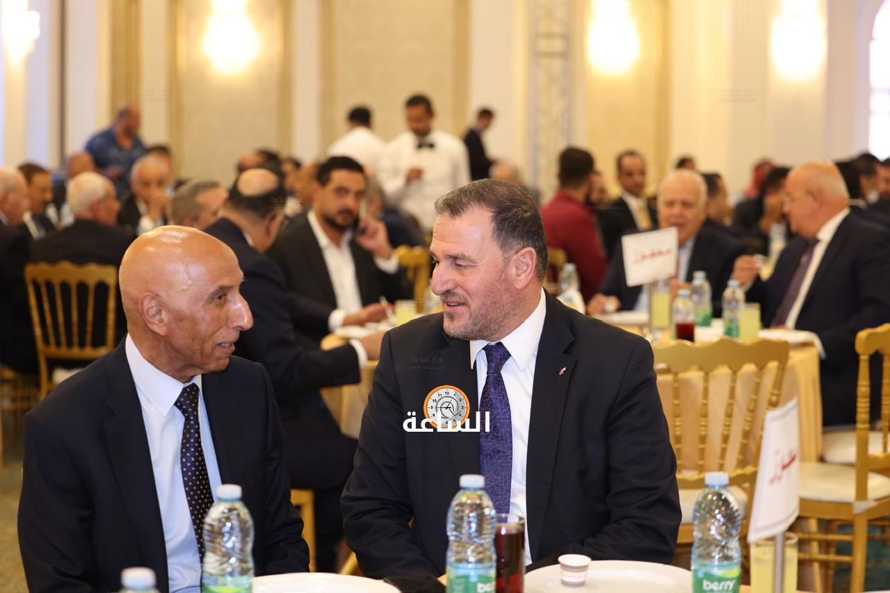 Madar Al-Saa Images 0.47629379277345685